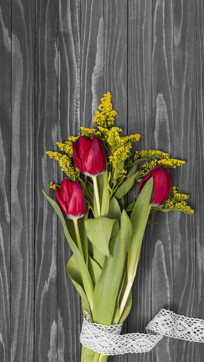 Red tulips, black and white, bouquet, bw, green leaves, nature, wood, yellow, HD phone wallpaper