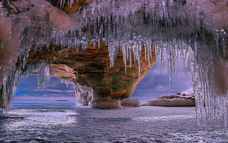 Piller And Ice, bonito, clouds, lake, cave, winter, cold, snow, stalactites, frost, HD wallpaper