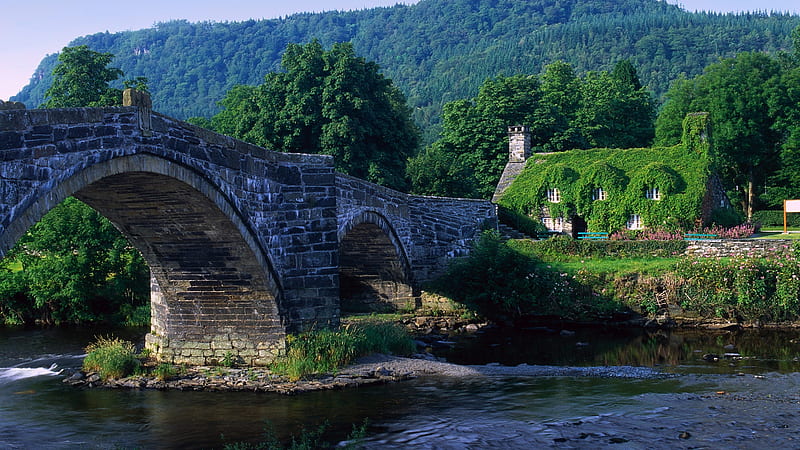 Welsh Bridge, wales, england, welsh, greenroof, green house, mountain, arch, stone, bridge, united kingdom, river, HD wallpaper