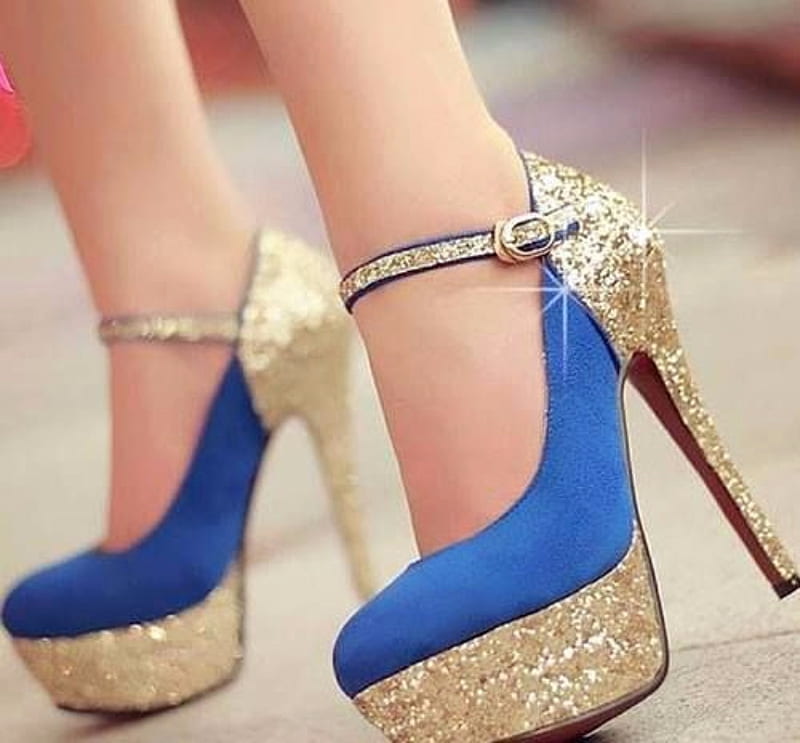 HIgh Heels for Men & Women | How to match golden shoes