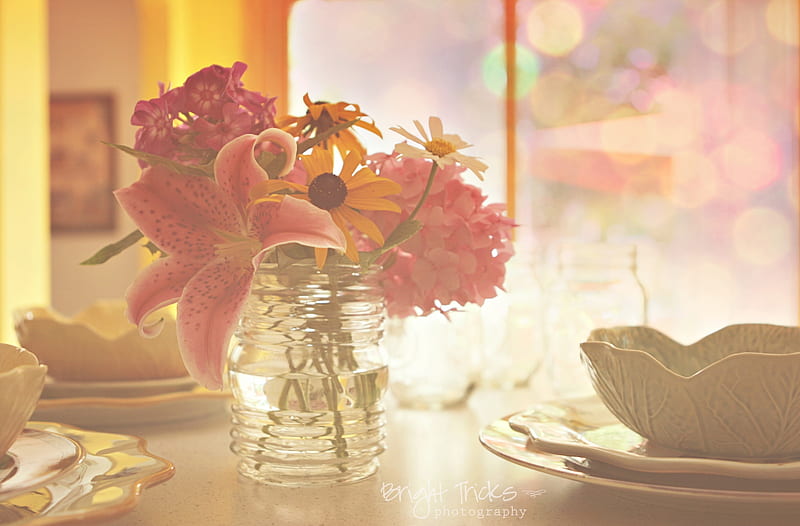 Lunch Ultra, Vintage, Flowers, Table, Retro, bouquet, Pastel, bokeh, lunch, HD wallpaper