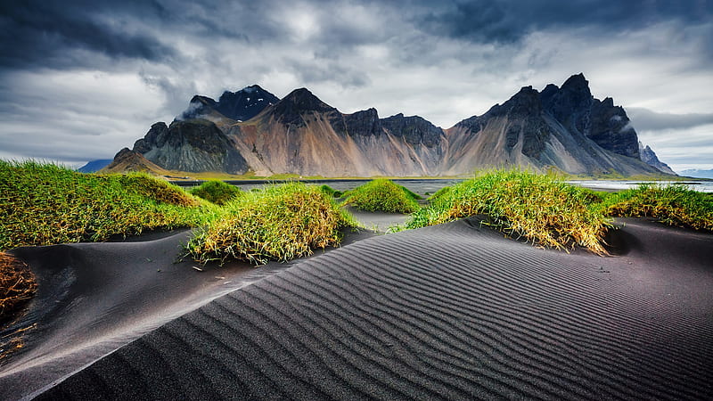 Black Sand Desert And Mountains Nature, HD wallpaper