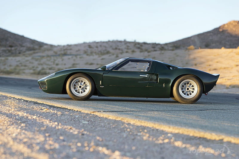 1965 Ford Gt40, desert, dune, sand, green, ford, parked, 65, side, classic, hill, HD wallpaper