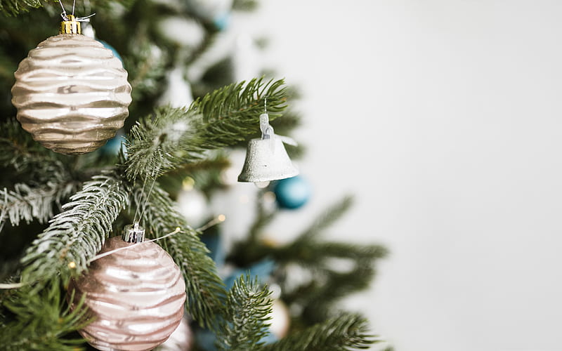 Christmas tree, decorations, bells, golden Christmas balls, blur, Happy New Year, HD wallpaper