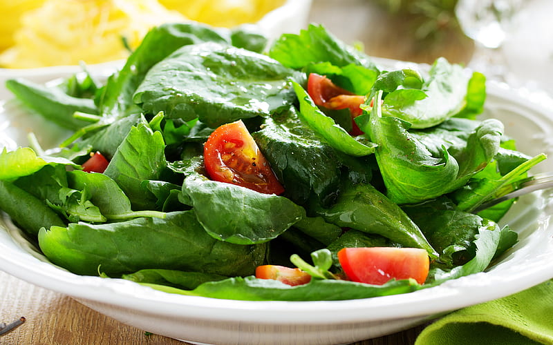 spinach and tomato salad green spinach leaves, healthy food, diet, shpitan, tomatoes, spinach salads, HD wallpaper