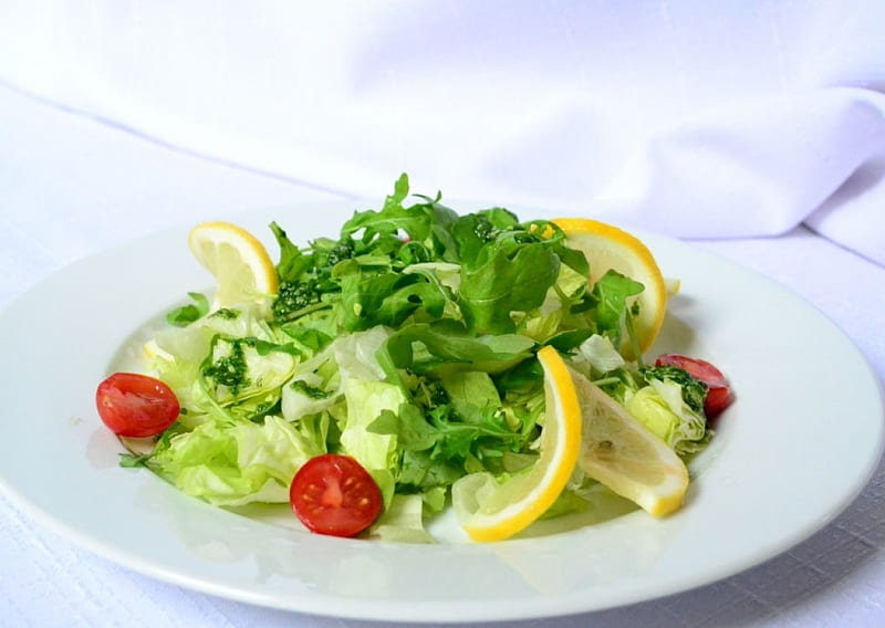 Fresh Salad, tomato, delicious, food, fresh, lemon, green, herbs, salad, HD wallpaper