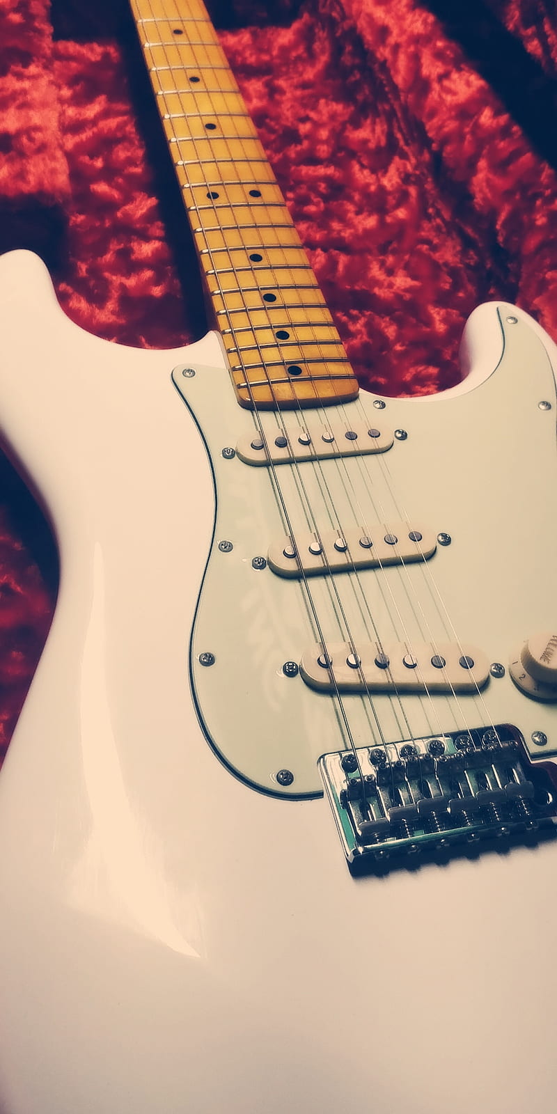 Heavenly Strat Classic Fender Guitar Rock Squier Stratocaster Vibe Hd Mobile Wallpaper Peakpx