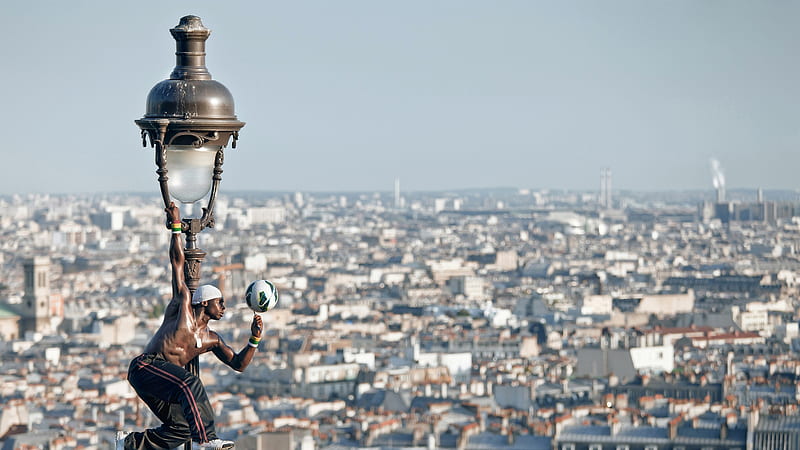 Iya Traore Lantern Playing Soccer Ball Hanging On Top Of Light France Panorama Paris Travel, HD wallpaper