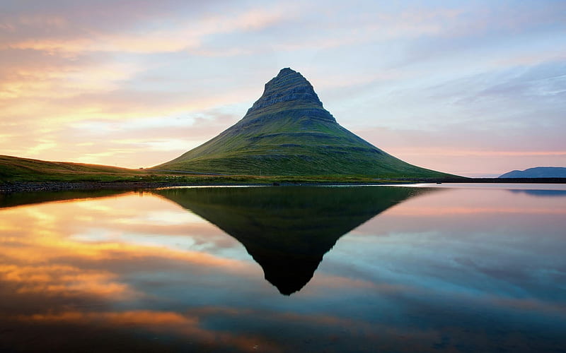 Kirkjufell Mount, summer, icelandic landmarks, sunset, Grundarfjordur, Iceland, Europe, beautiful nature, HD wallpaper