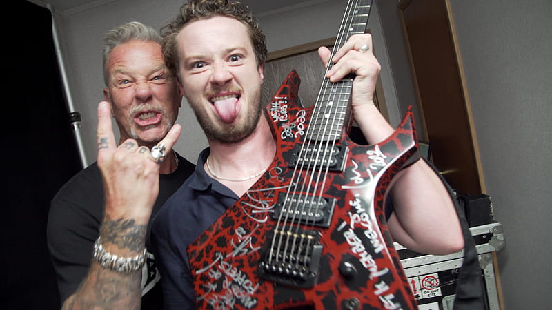 Stranger Things star Joseph Quinn finally rocks out with Metallica, HD wallpaper
