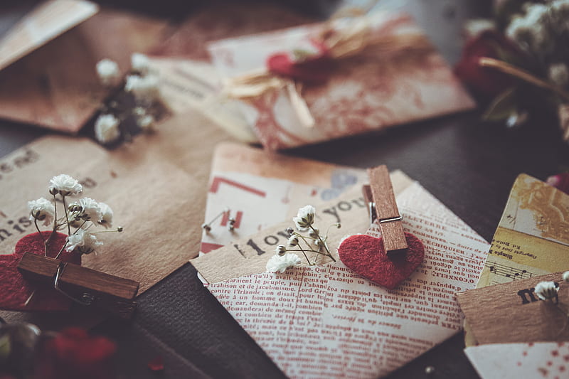 envelopes, heart, flowers, love, aesthetics, HD wallpaper