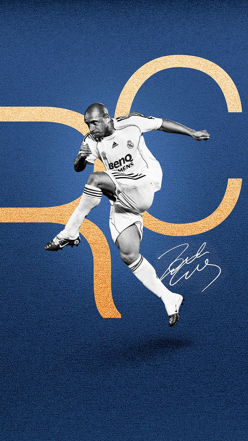 Roberto Carlos, soccer, brazilian, real madrid, legend, realmadrid,  football, HD phone wallpaper | Peakpx