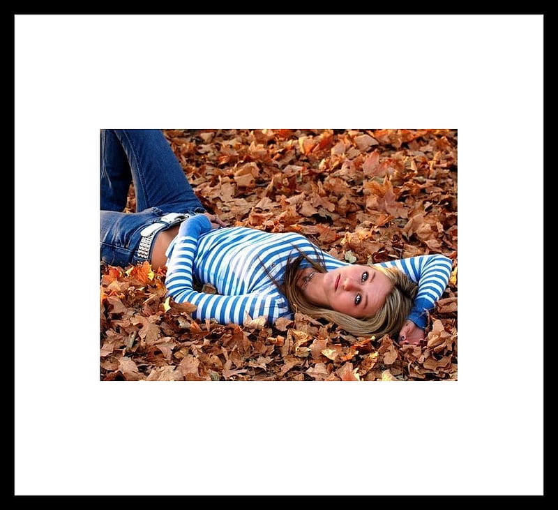 Autumn Leaves, Beauty, Striped Top, Jeans, Leaves, Blonde, HD wallpaper