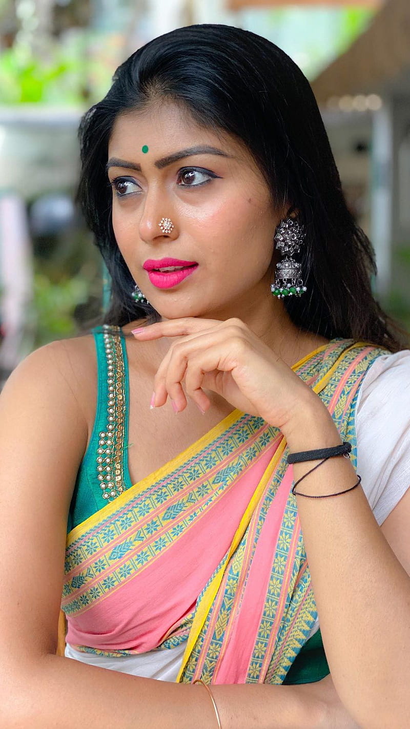 Sushmita , model, kannda actress, saree lover, HD phone wallpaper