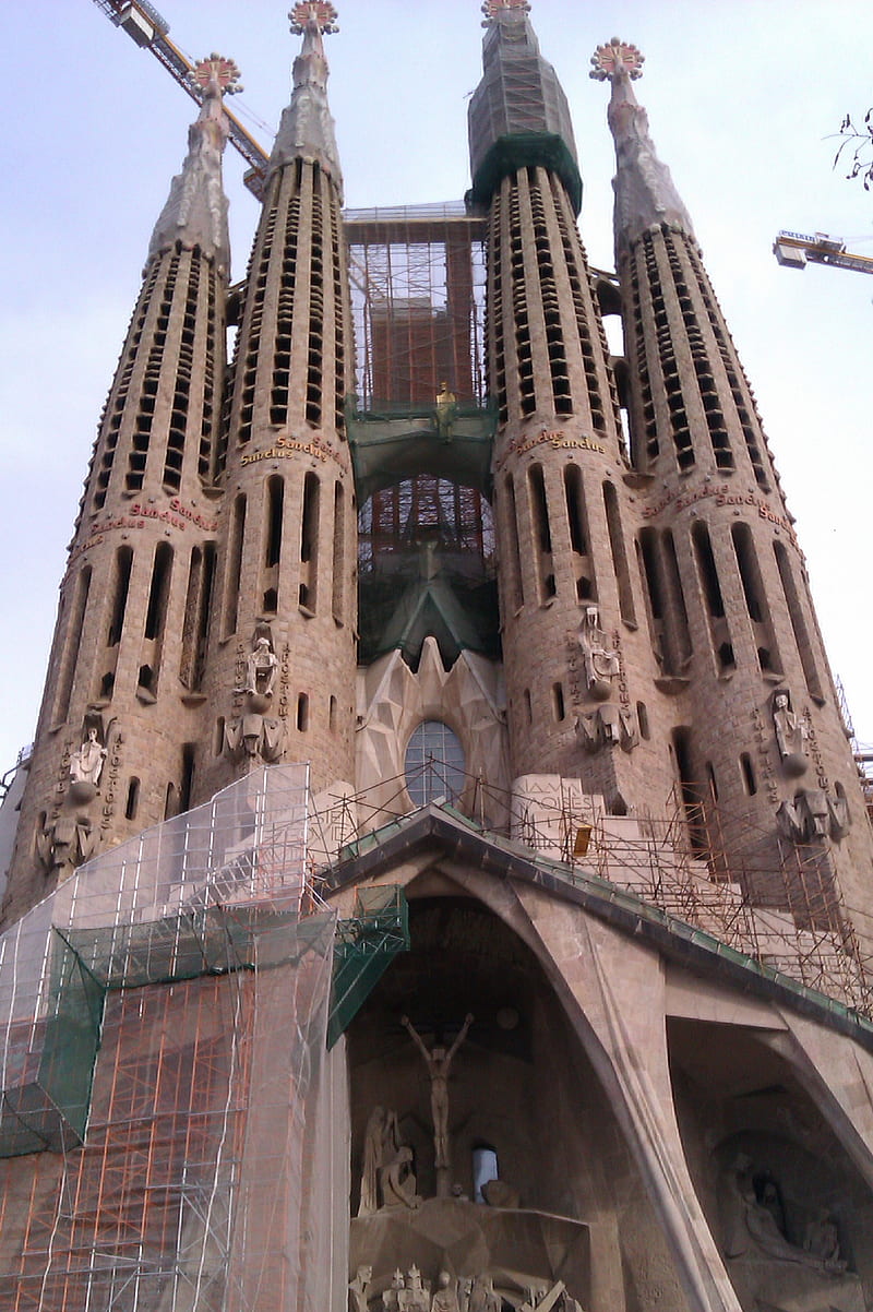 Sagrada Familia, barcelona, spain, HD phone wallpaper