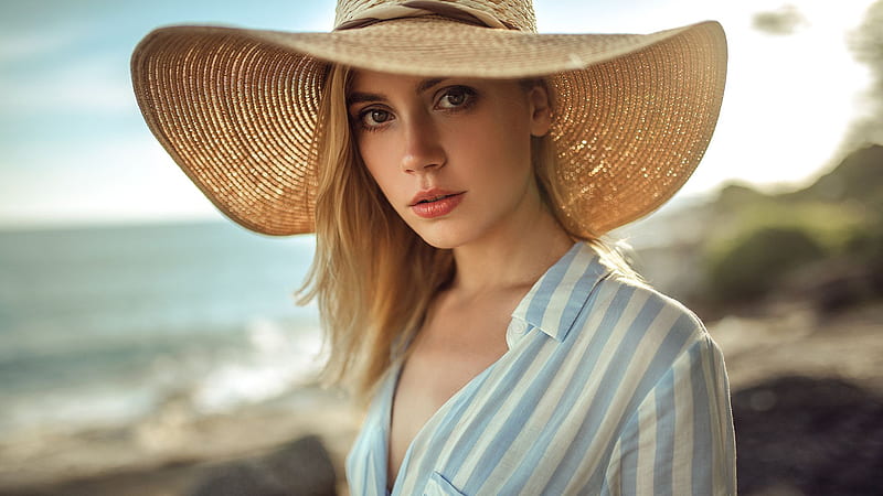 Girl Model Is Wearing White Blue Striped Shirt And Big Bamboo Hat In Blur Beach Background Girls, HD wallpaper