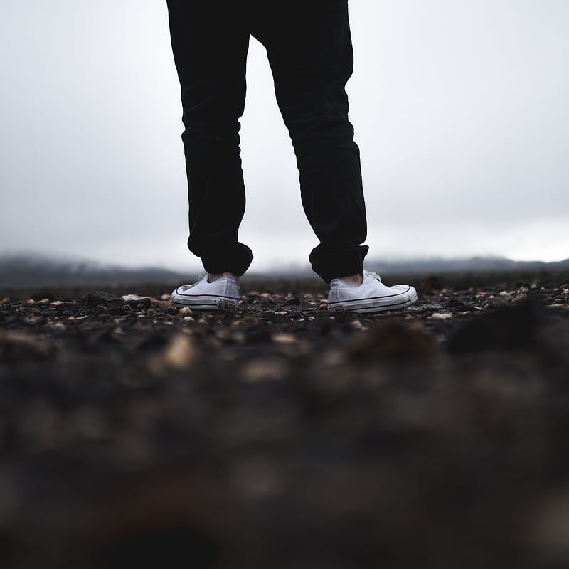 person wearing white low-top sneakers, HD phone wallpaper
