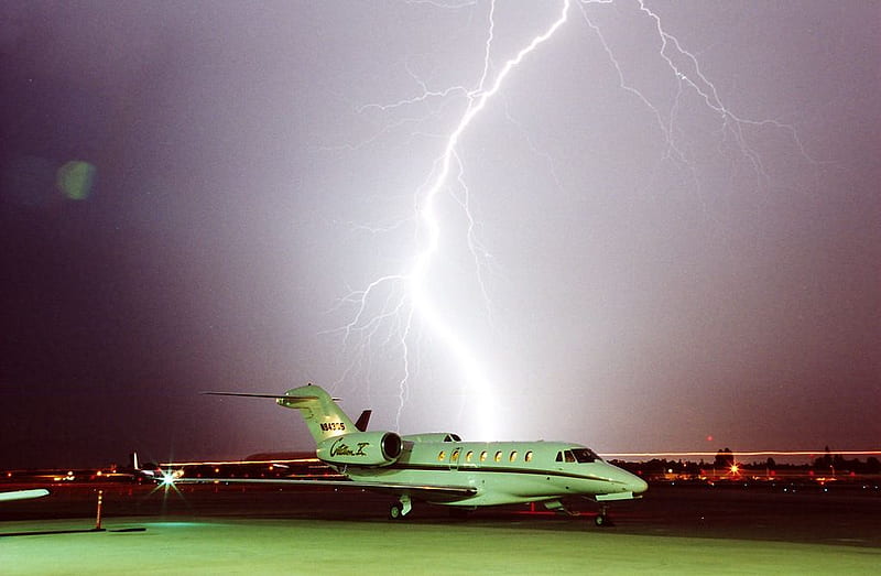 Lightning at San Jose International Airport, nature, lightning, airports, san jose, HD wallpaper