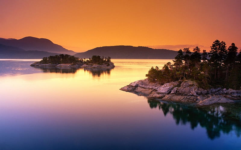 Spirit Island On Maligne Lake, Jasper NP, hills, water, sunset, reflections, firs, canada, HD wallpaper