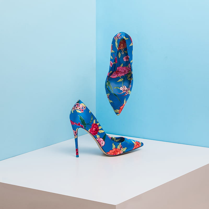 pair of blue-and-pink floral almond-toe pumps, HD phone wallpaper