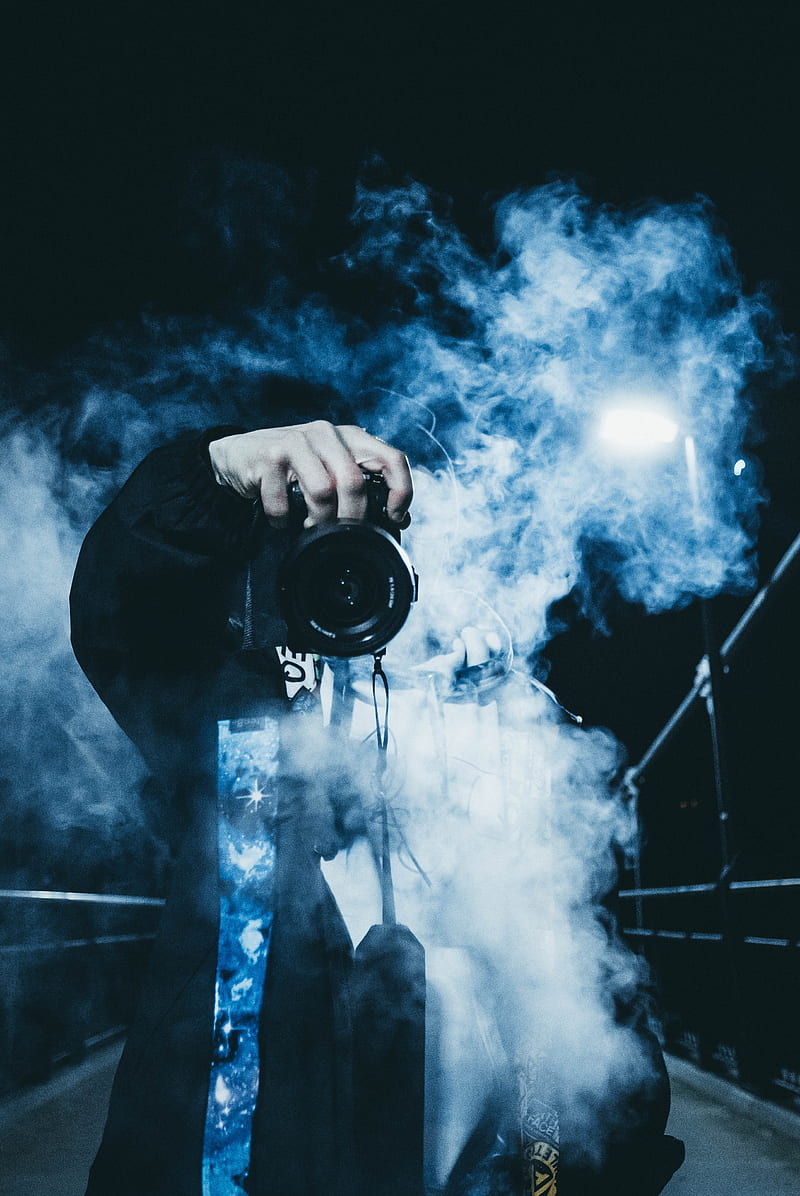 person using DSLR camera near white smoke, HD phone wallpaper
