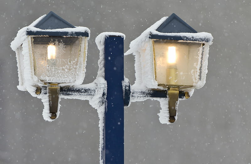 Lamp Winter, lamp, dim, snow, winter, HD wallpaper