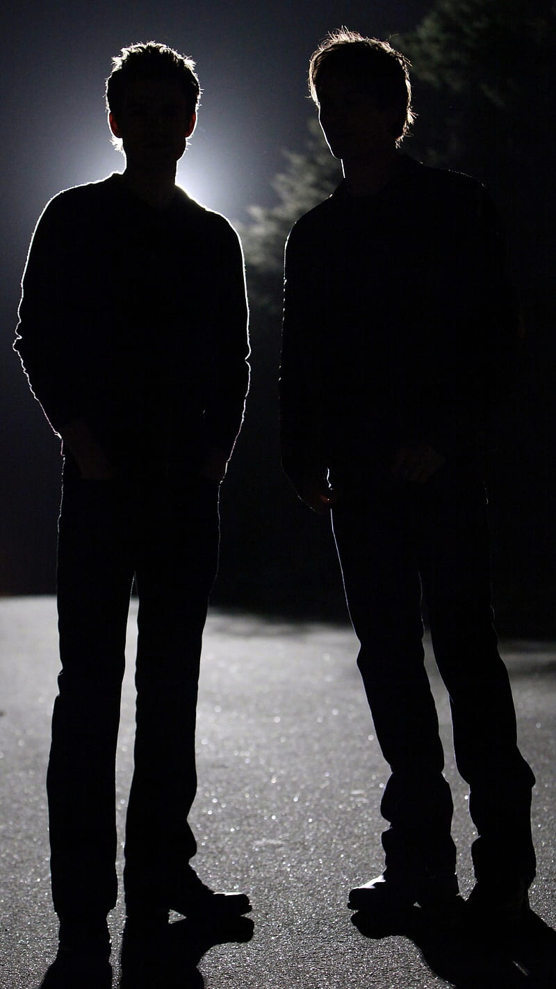 Damon And Stefan Damon Salvatore Stefan Salvatore The Vampire Diaries Hd Phone Wallpaper Peakpx
