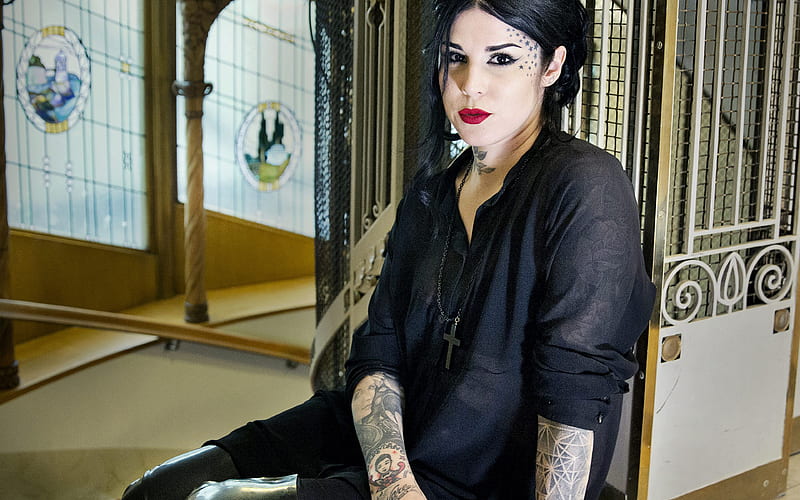 Kat Von D, hoot, portrait, American master tattoo black dress, beautiful  woman, HD wallpaper | Peakpx