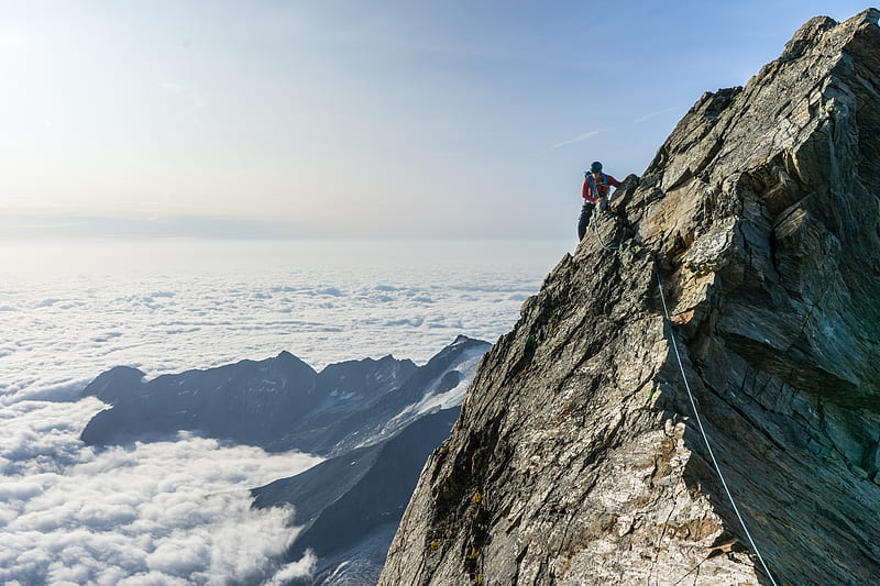 man climbing on gray mountain, HD wallpaper