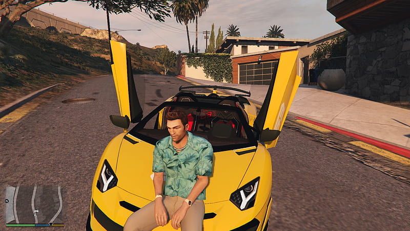 Tommy On The Hood, grand theft auto, gta vice city, gta5, lamborghini,  luxury, HD wallpaper