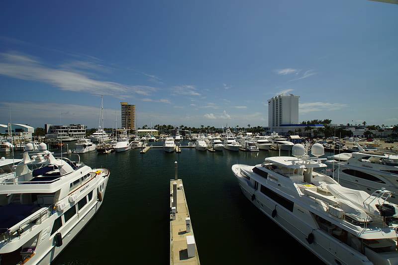 A fine day at the Marina, Marina, Powerboats, Yachts, SouthFlorida, HD wallpaper