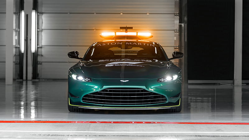 Aston Martin Vantage F1 Safety Car 2021 2 Cars, HD wallpaper