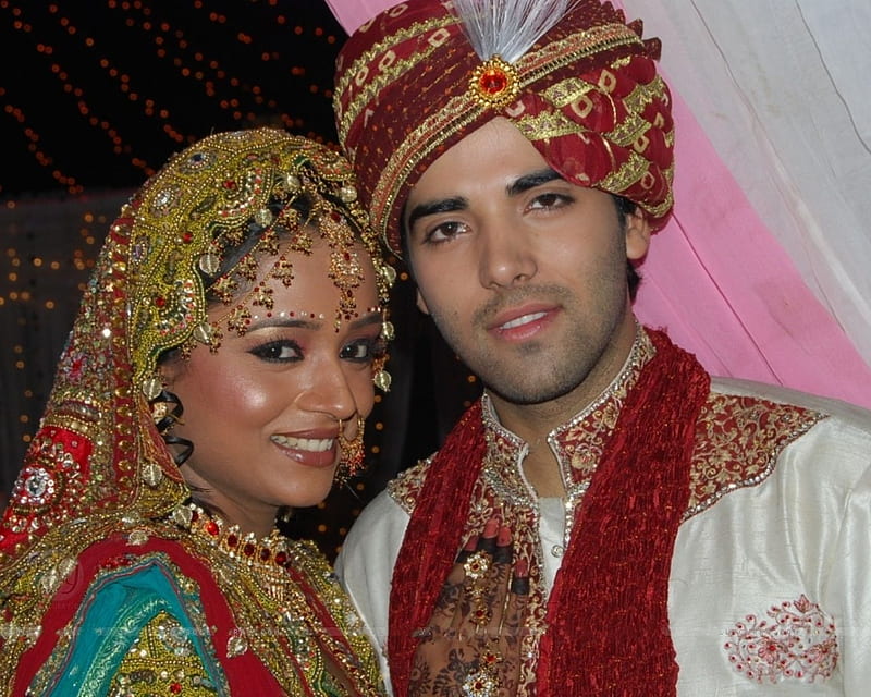Indian Wedding Couple Images - Free Download on Freepik