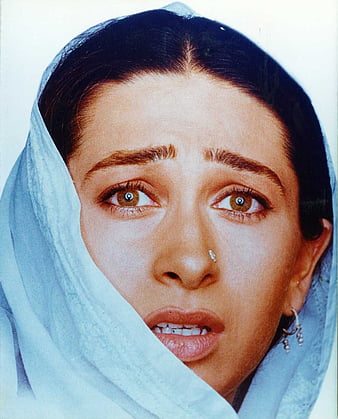 Karishma Kapoor HQ Wallpapers | Karishma Kapoor Wallpapers - 5180 -  Oneindia Wallpapers