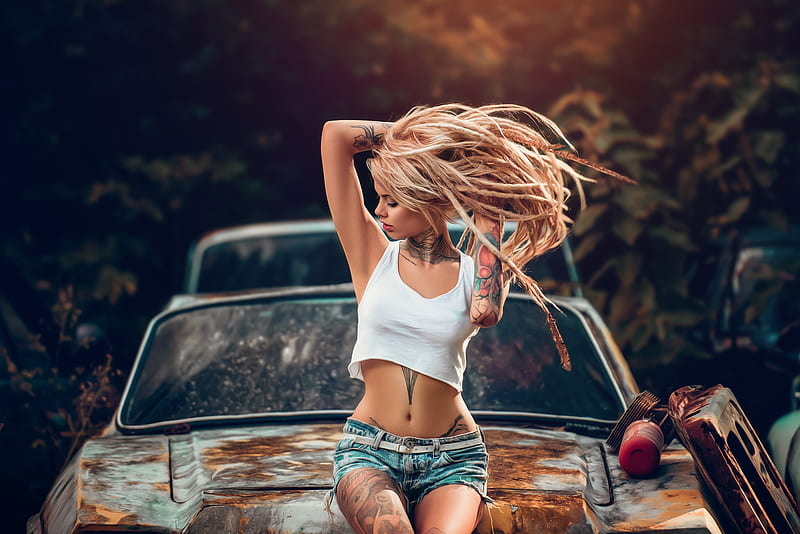 Unknown Model, wreck, babe, model, car, blonde, lady, woman, HD wallpaper