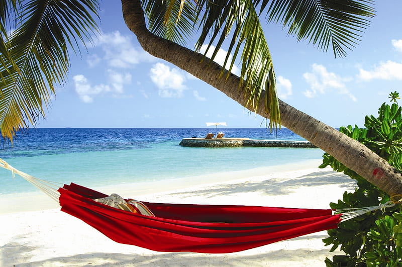 Tropical Beach, red, umbrella, bonito, hammock, clouds, sea, beach, leaves, sand, green, chairs, beauty, chair, blue, exotic, lovely, view, ocean, relax, colors, waves, sky, trees, tree, paradise, peaceful, summer, nature, tropical, pillows, HD wallpaper