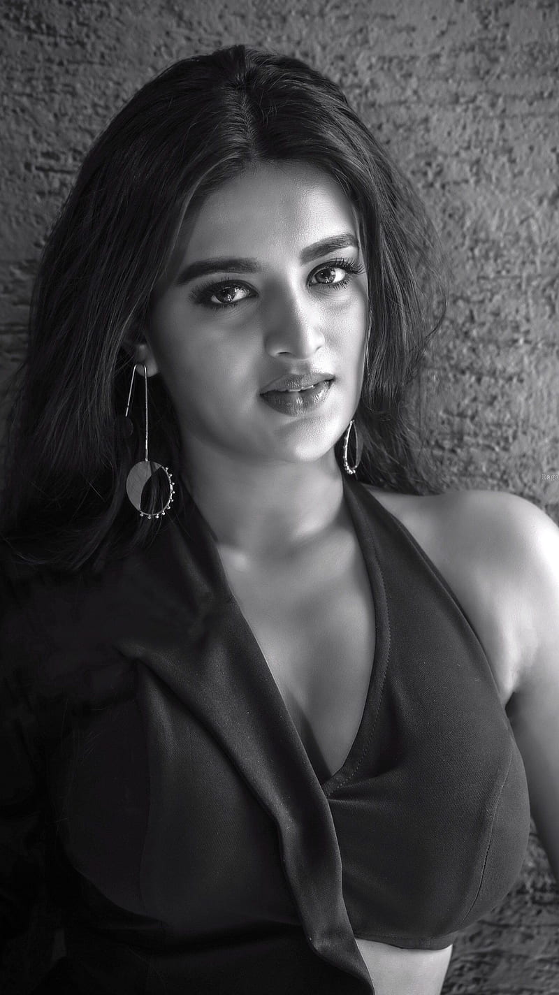 Nidhi agrawal , model, actress, HD phone wallpaper