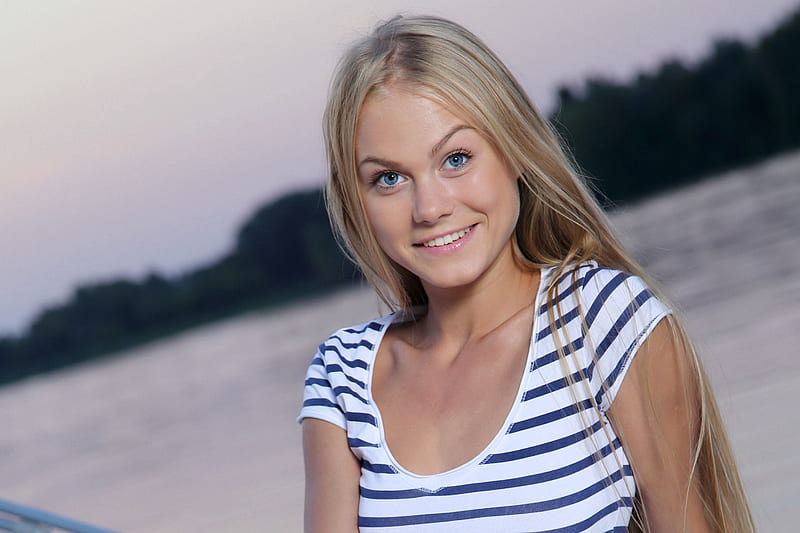 Blue Eyed Nancy Ace, blonde, smile, model, eyes, HD wallpaper