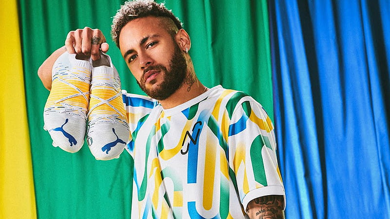 Neymar da Silva Santos Junior Is Holding Puma Shoes Wearing Colorful Dress Neymar, HD wallpaper