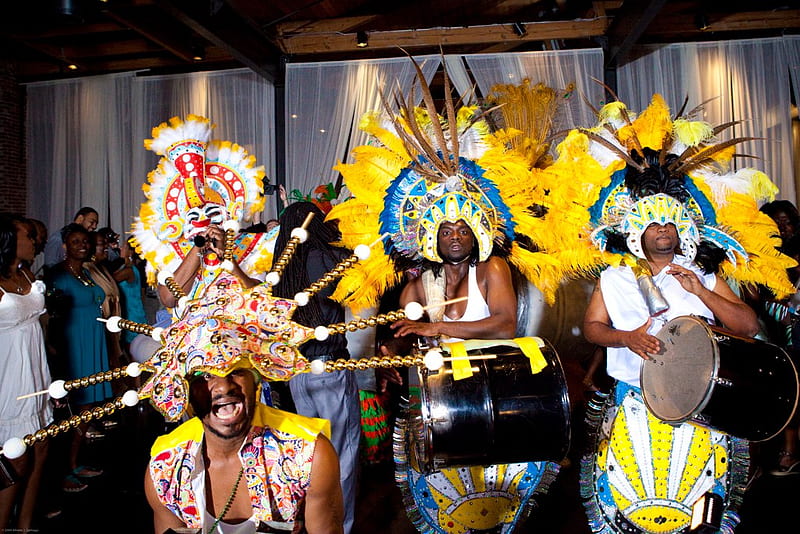 Junkanoo players, costumes, men, drums, yellow, blue, feathers, HD wallpaper