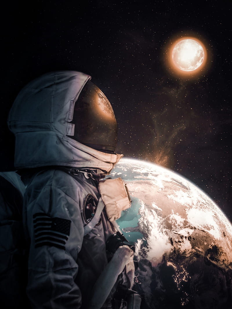 Astronaut looking moon, cosmonaut, eart, galaxy, nasa, planet, space, stars, universe, HD phone wallpaper