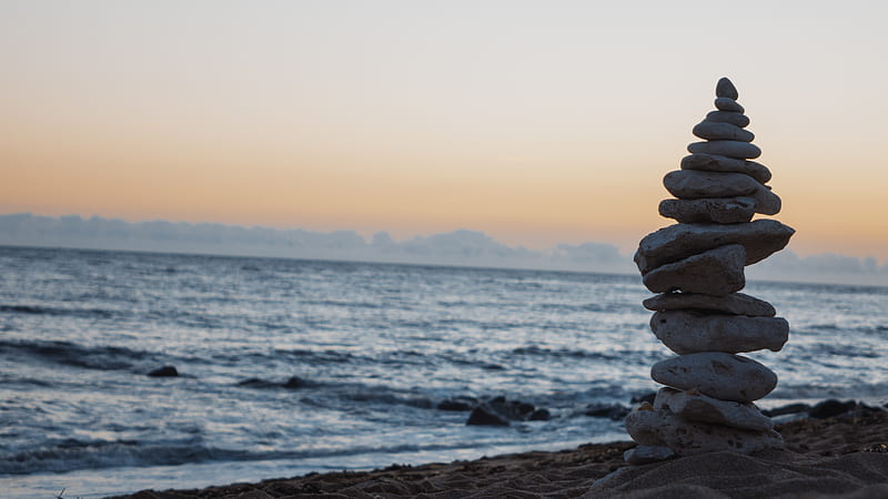 pile of blancing rocks on the seashore, HD wallpaper