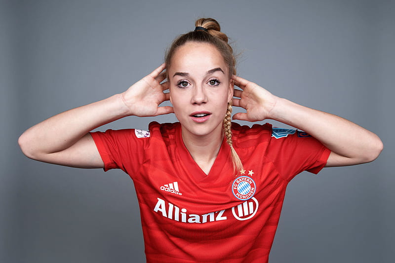 Soccer, Giulia Gwinn, HD wallpaper | Peakpx