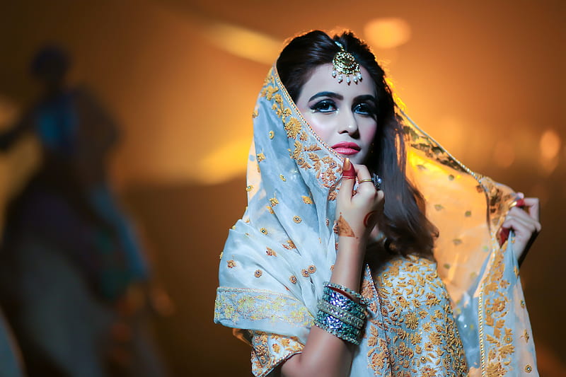 Beautiful bride, people, indian, beauty, feminine, pretty, sari, traditional, costume, jewelry, HD wallpaper