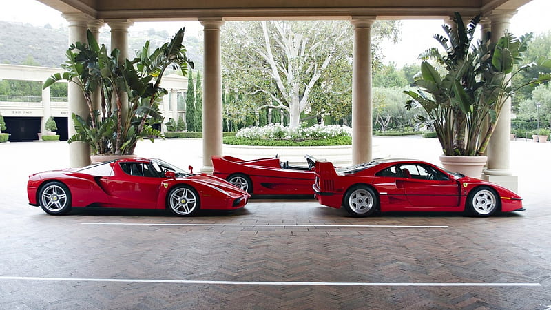 Three gorgeous red ferraris, carros, red, columns, driveway, HD ...