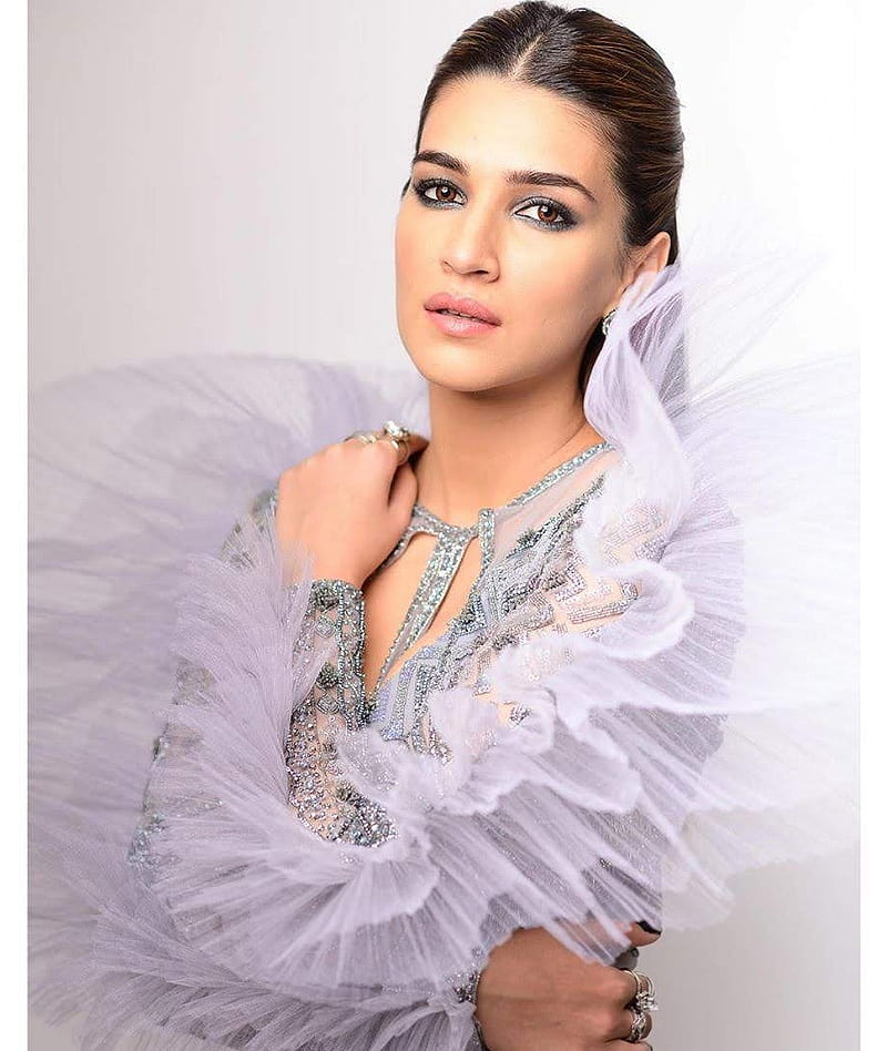 Kriti Sanon, Actress, Bonito, Bollywood, Indian Beauty, HD Phone ...