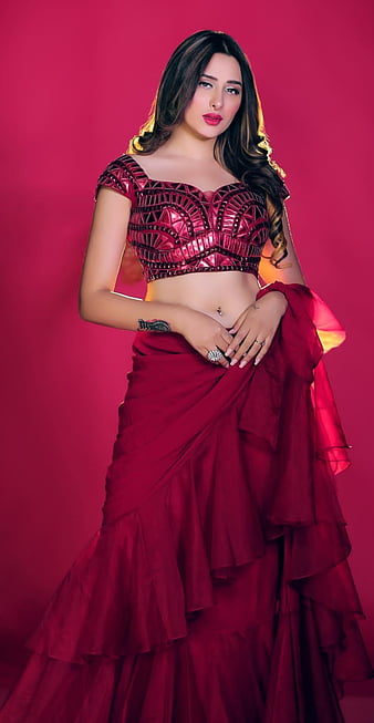 Mahira Sharma (mau) on Instagram: “Sunna he log usse aankh bar ke dekhte he  ❤️ #naagin3” | Punjabi models, Dresses with sleeves, Long sleeve dress