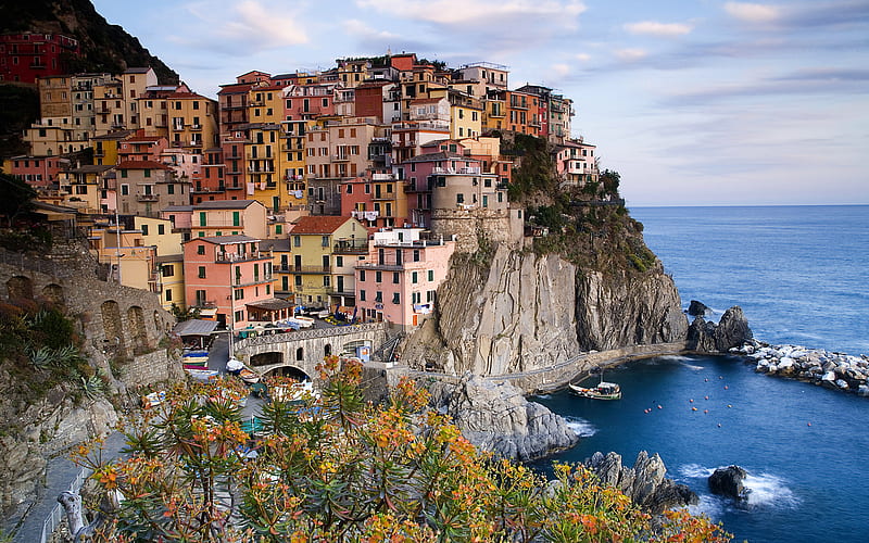 Italy, La Spezia, Cinque Terre, Manarola, ashore, amazing, bonito, la spezia, cinque terre, manarola, italy, HD wallpaper