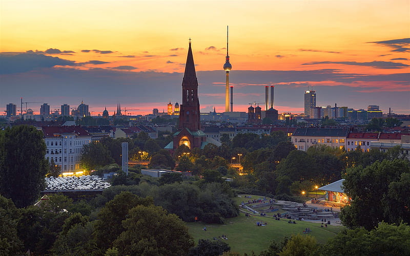 Fernsehturm Berlin, Gorlitzer Park, evening, Television Tower, sunset, Berlin, Kreuzberg, Germany, HD wallpaper