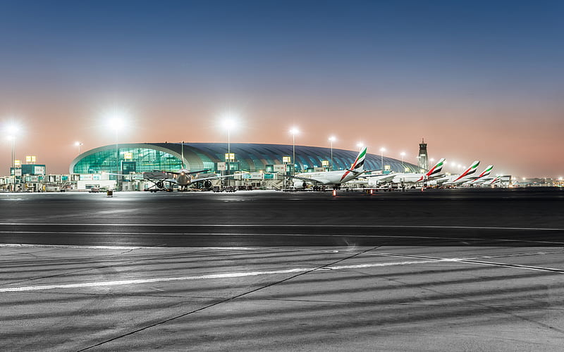 Dubai International Airport night, passenger aircraft, Dubai, UAE, HD  wallpaper | Peakpx